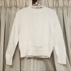 Uniqlo knitted sweater